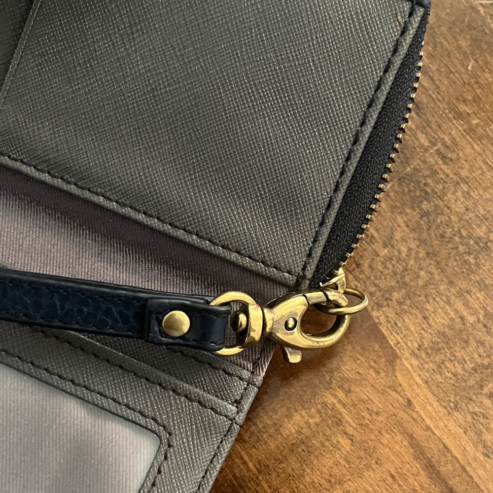 Fossil Navy blue Textured Leather Wristlet Wallet - Picture 7 of 13